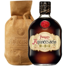Pampero Aniversario Reserva rum 0,7l 40%, díszdoboz + bőrtok