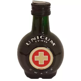 Zwack Unicum keserűlikőr 0,05l 40% PET